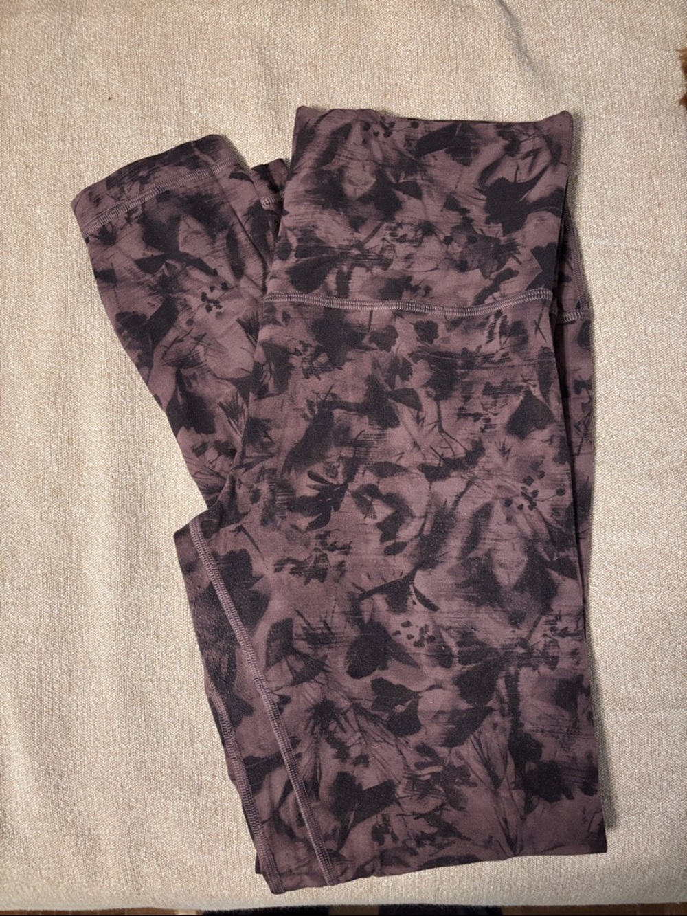 lululemon athletica Leggings in Mauve and Black